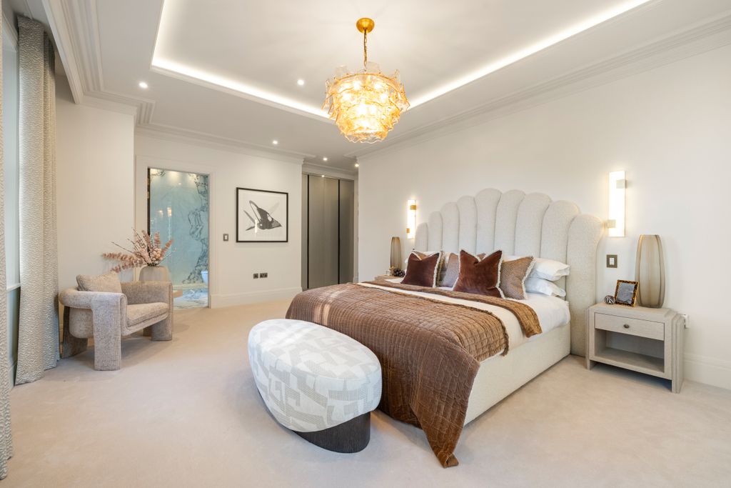 Additional image 17 of 7 bed property for saleSherbourne Drive Virginia Water, Virginia Water, Surrey SL5