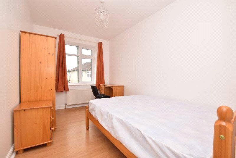 Additional image 6 of 6 bed semi-detached house to rentFerndale Road, Bristol, Bristol BS7