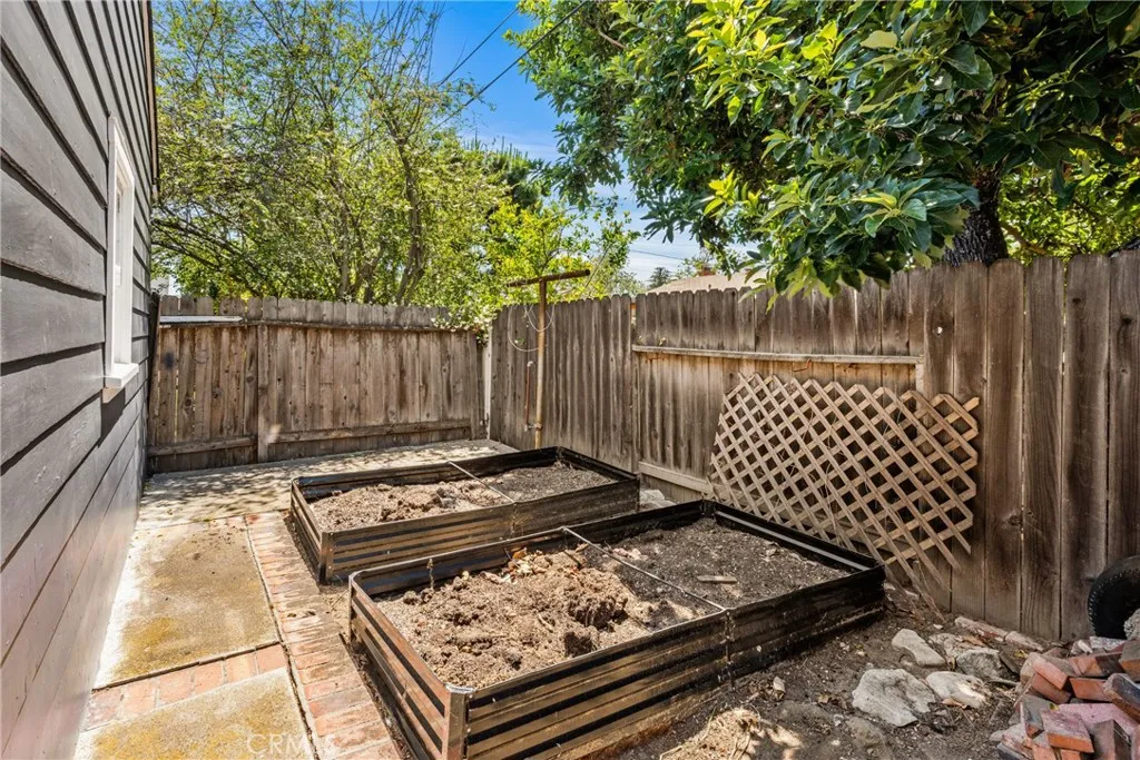 Additional image 84 of 1112 N Lowell St, Santa Ana, CA 92703