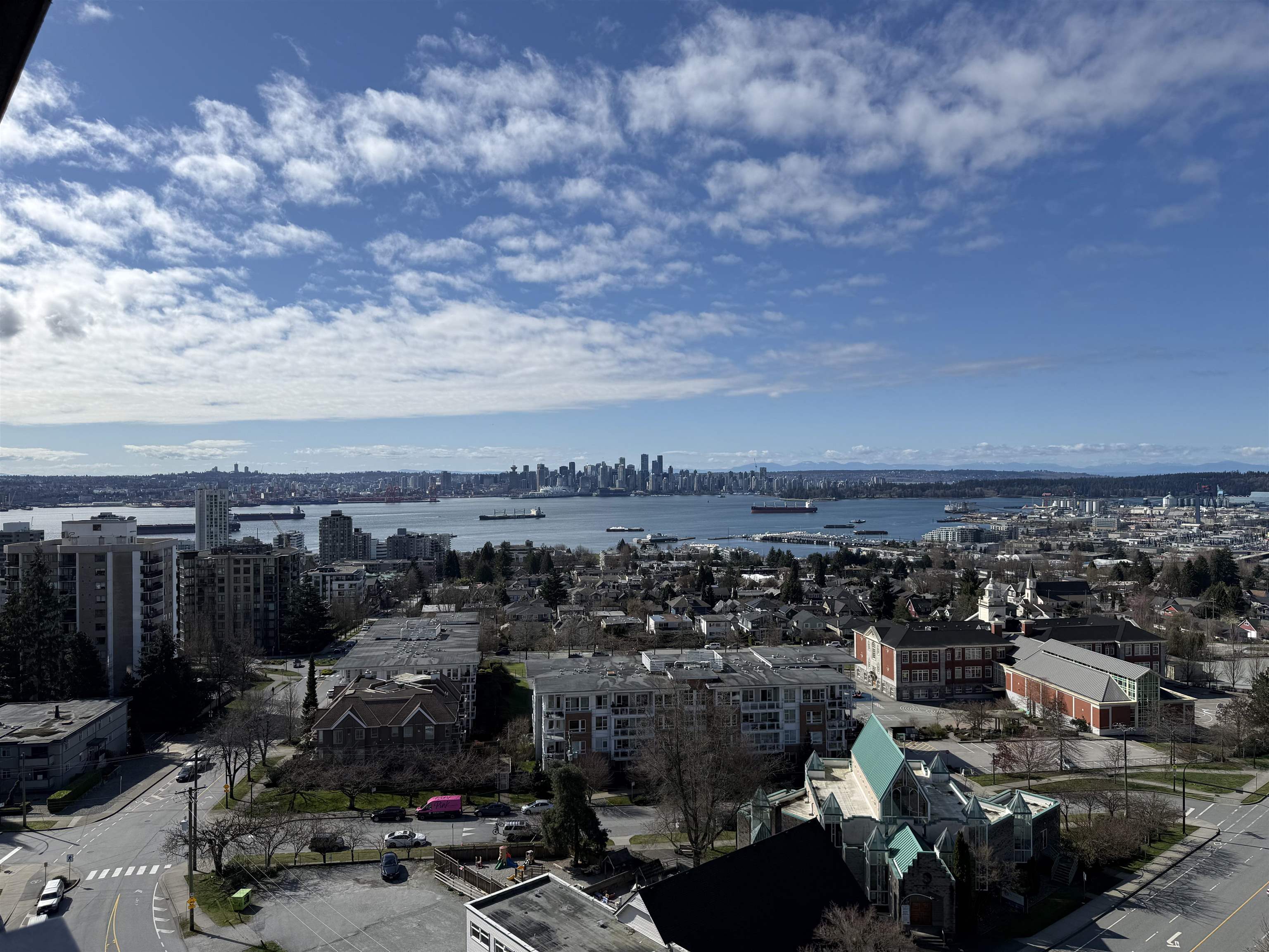 Additional image 4 of 1304-1320 Chesterfield Avenue, North Vancouver, BC, V7M 0A6