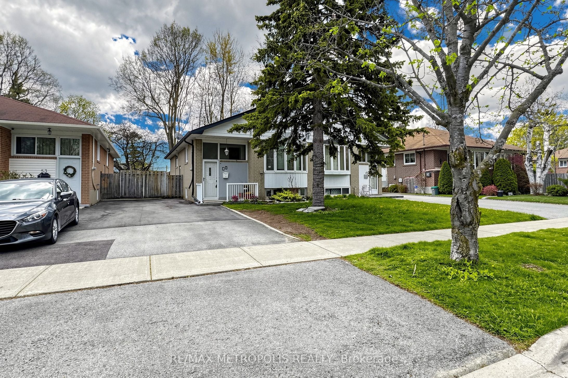 51 Greyabbey Trail, Toronto, ON, M1E 1V8