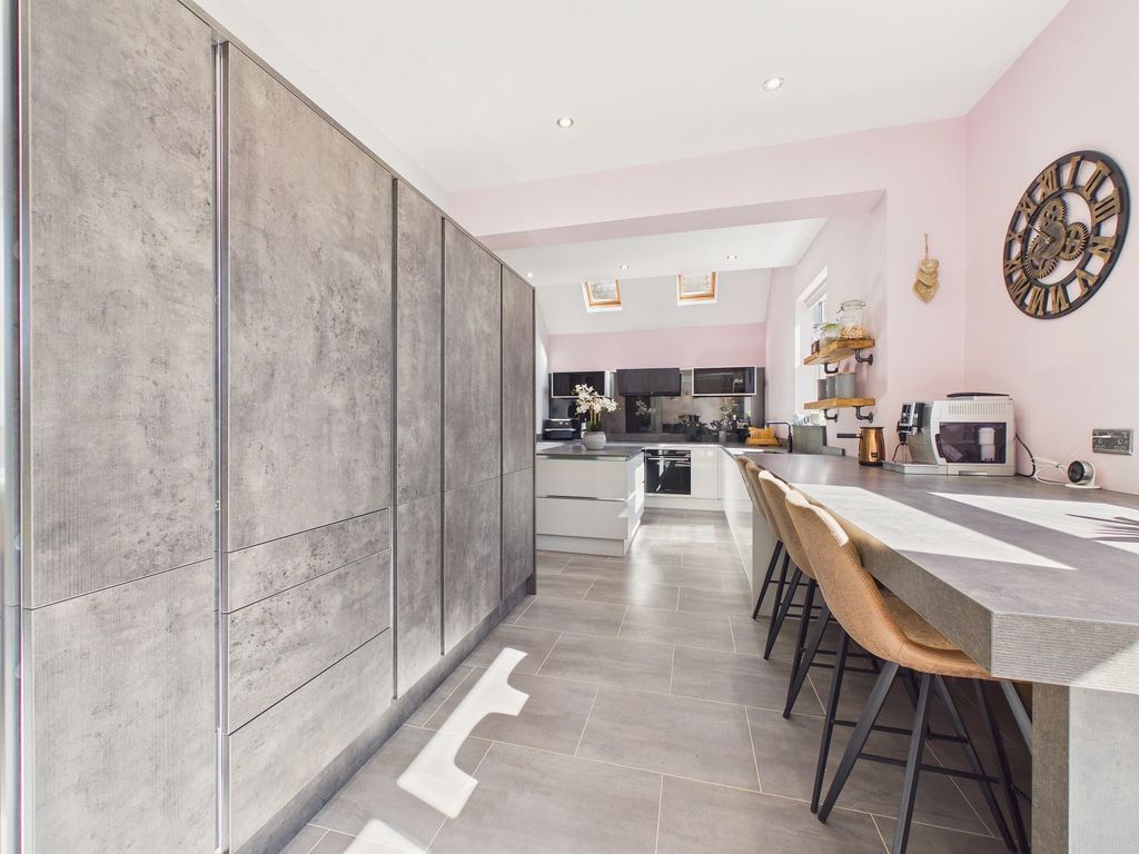 Additional image 3 of 4 bed detached house for saleAxwell Park Road, Blaydon-On-Tyne NE21