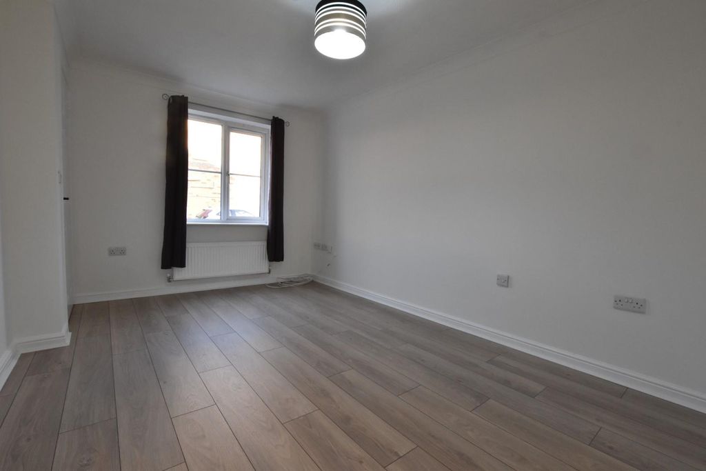 Additional image 6 of 2 bed property to rentBedford Way, Scunthorpe DN15