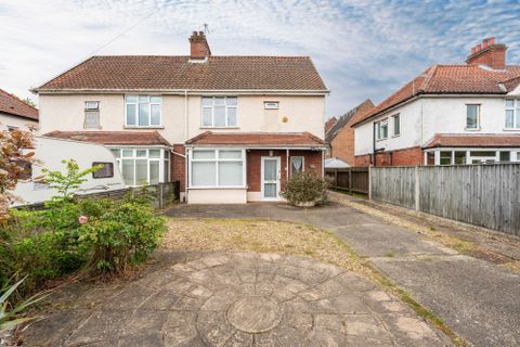 Earlham Green Lane, Norwich NR5