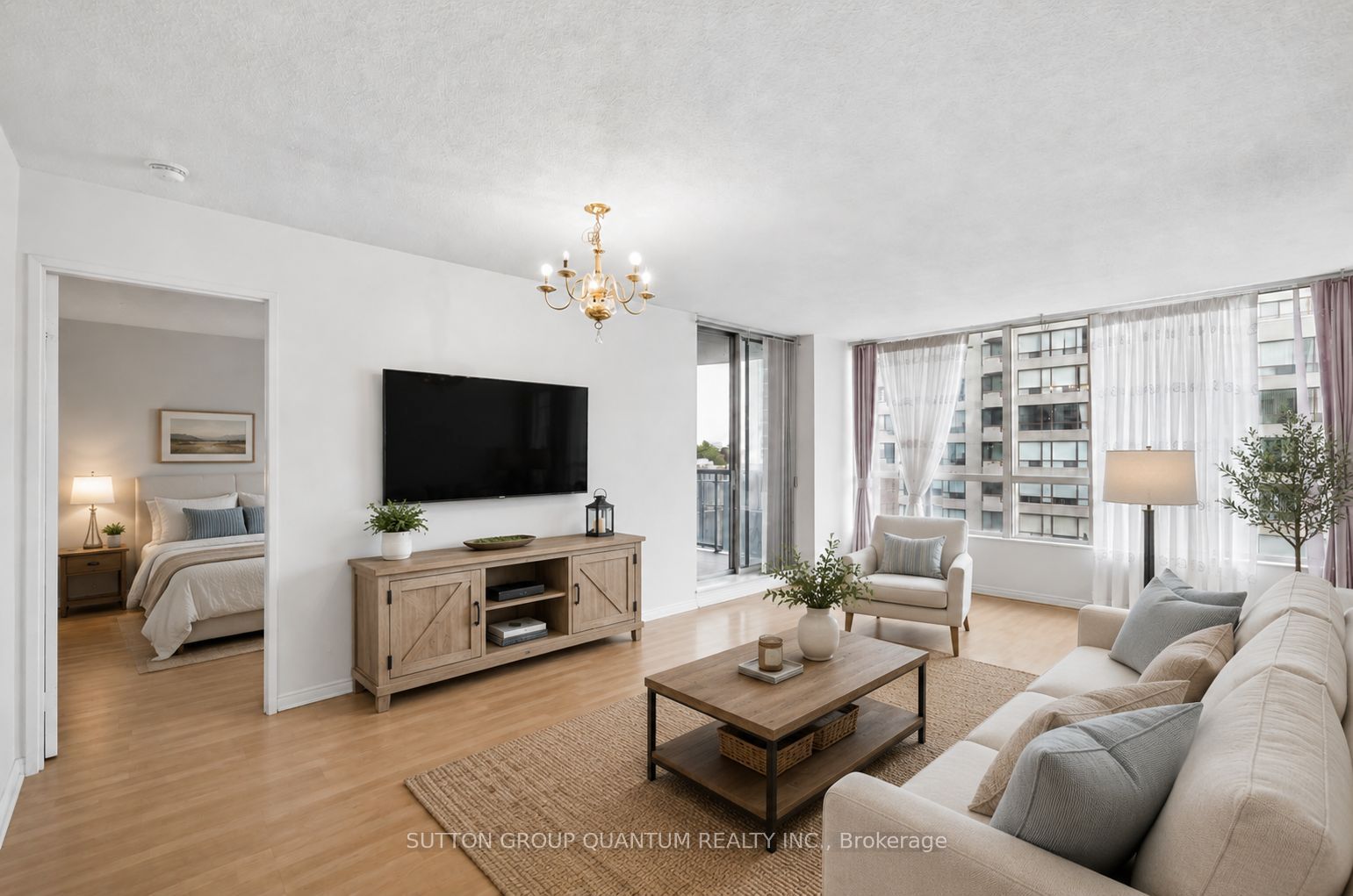 706-5765 Yonge Street, Toronto, ON, M2M 4H9