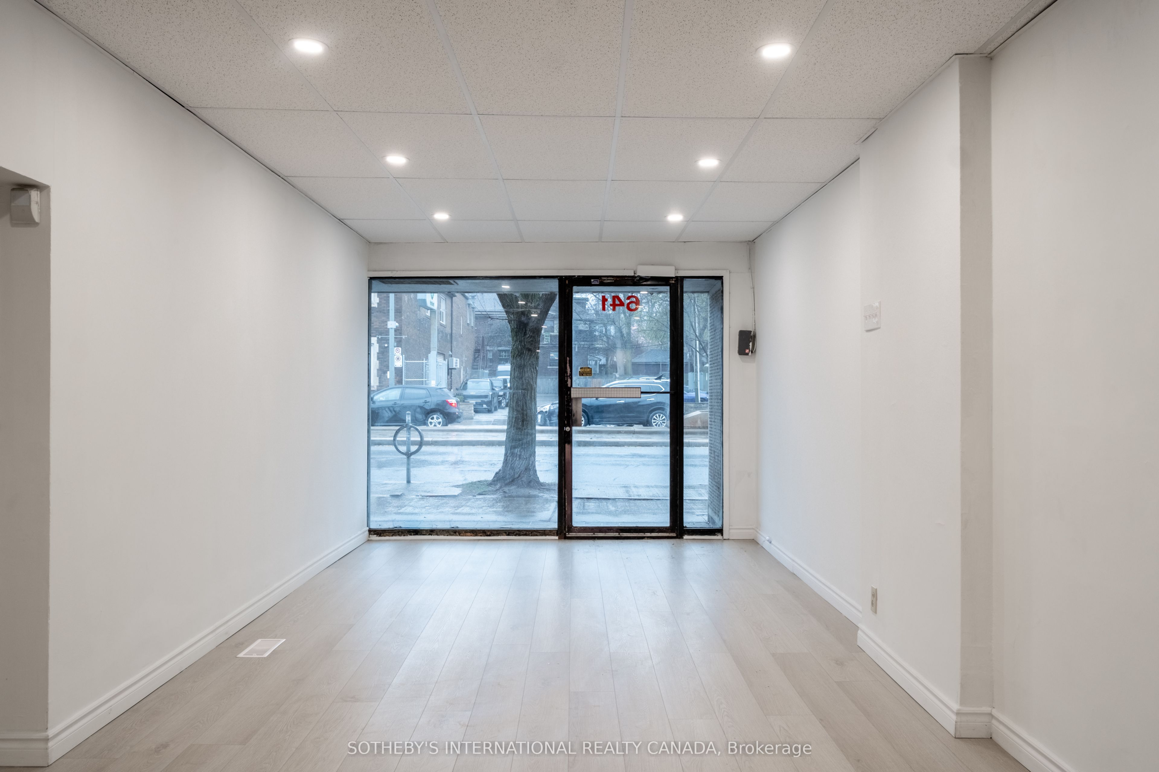 Additional image 3 of 641 St Clair Avenue W, Toronto, ON, M6C 1A7