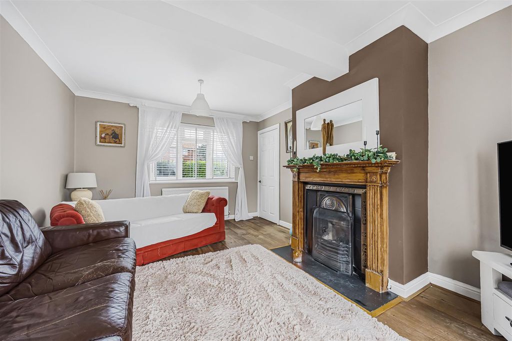 Additional image 2 of 3 bed semi-detached house for saleFawley Road, Reading RG30