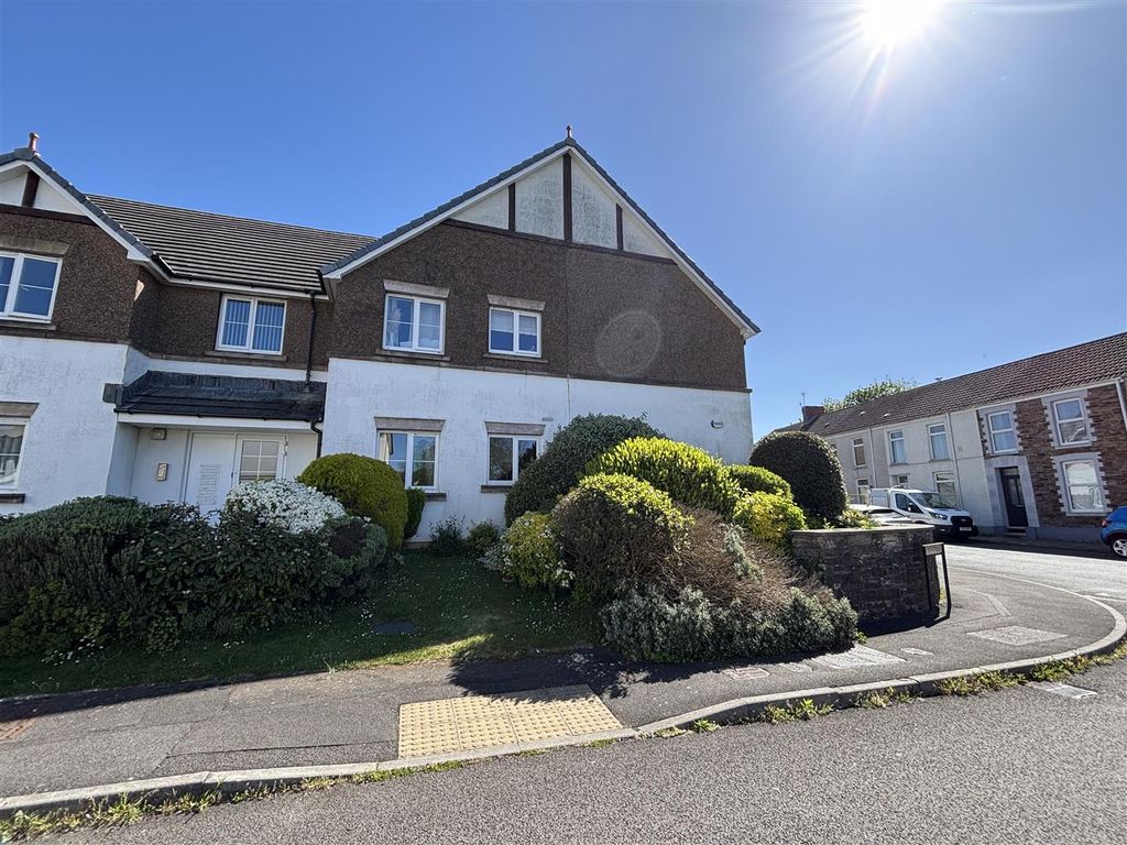 2 bed flat for saleBryntition, Llanelli SA15