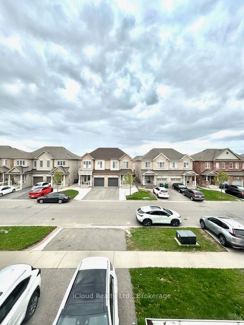 24 Yardley Crescent, Brampton, ON, L6X 5L3