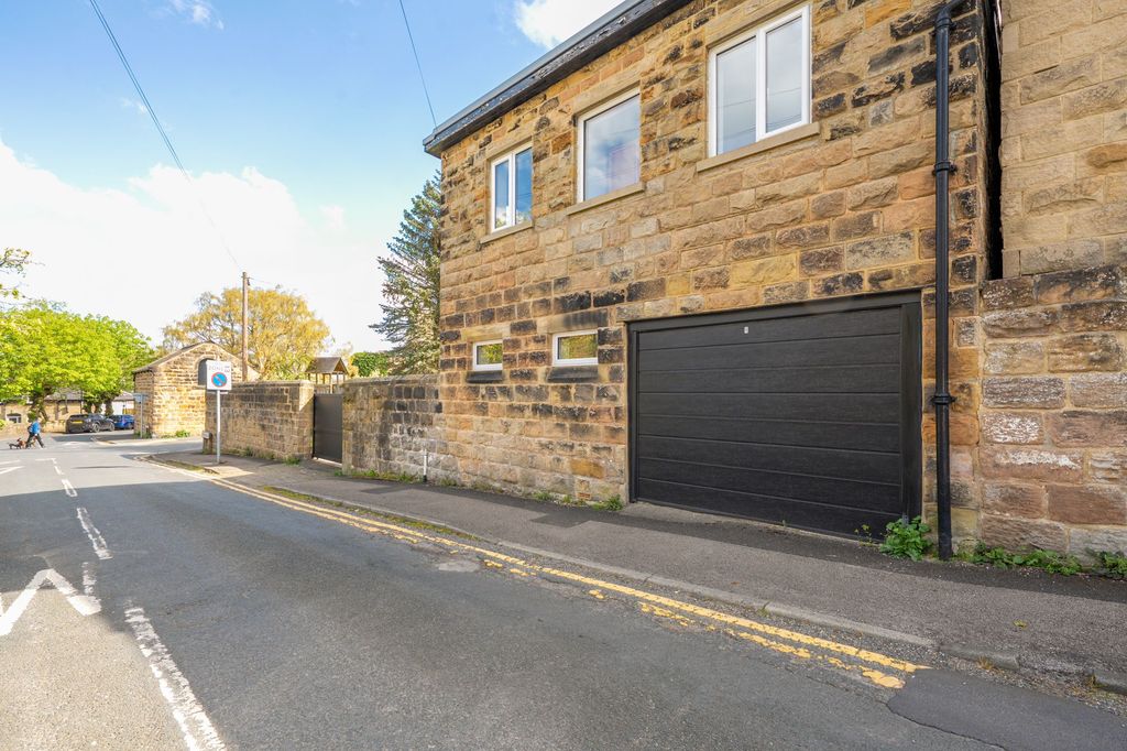Additional image 21 of 4 bed flat to rentBeech Grove, Harrogate HG2