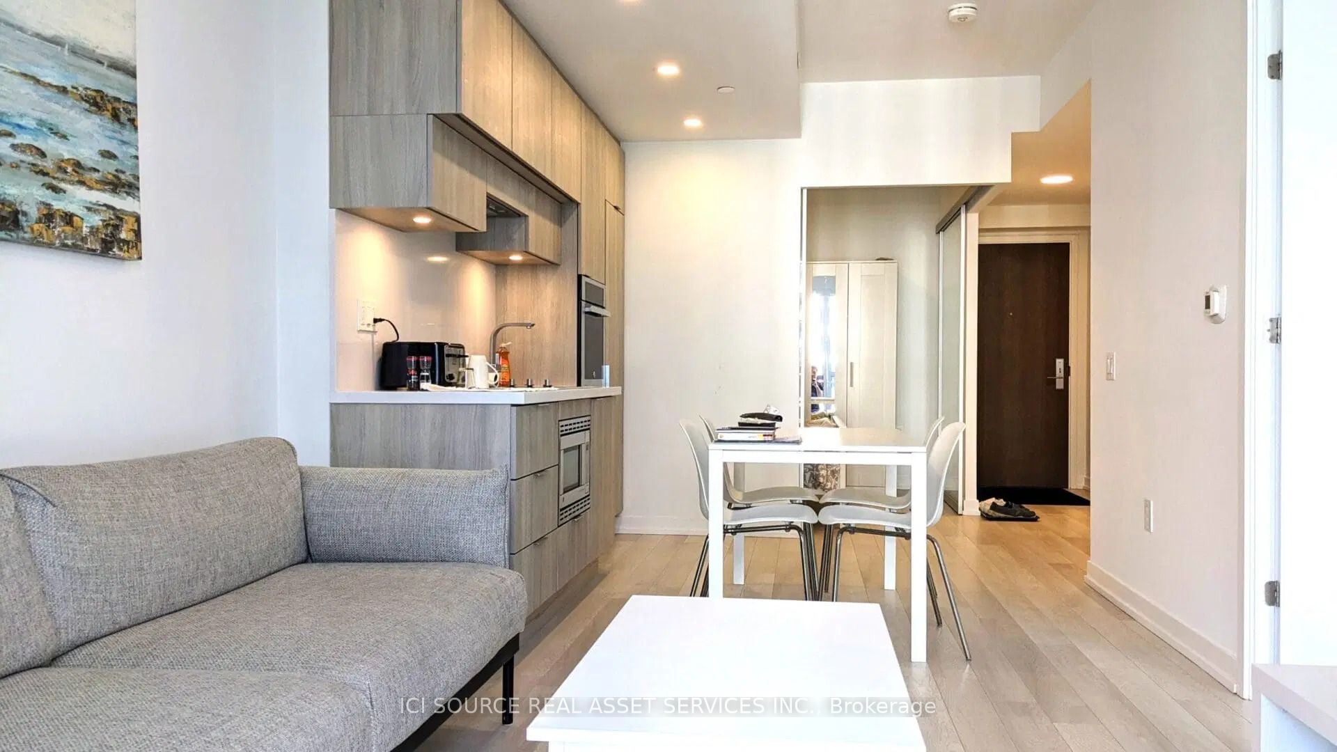 Additional image 3 of 3210-39 Roehampton Avenue, Toronto, ON, M4P 0G1