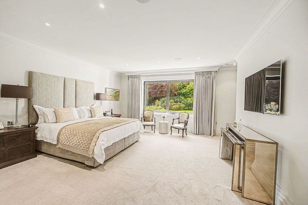 Additional image 10 of 6 bed detached house for saleBroadway, Hale WA15
