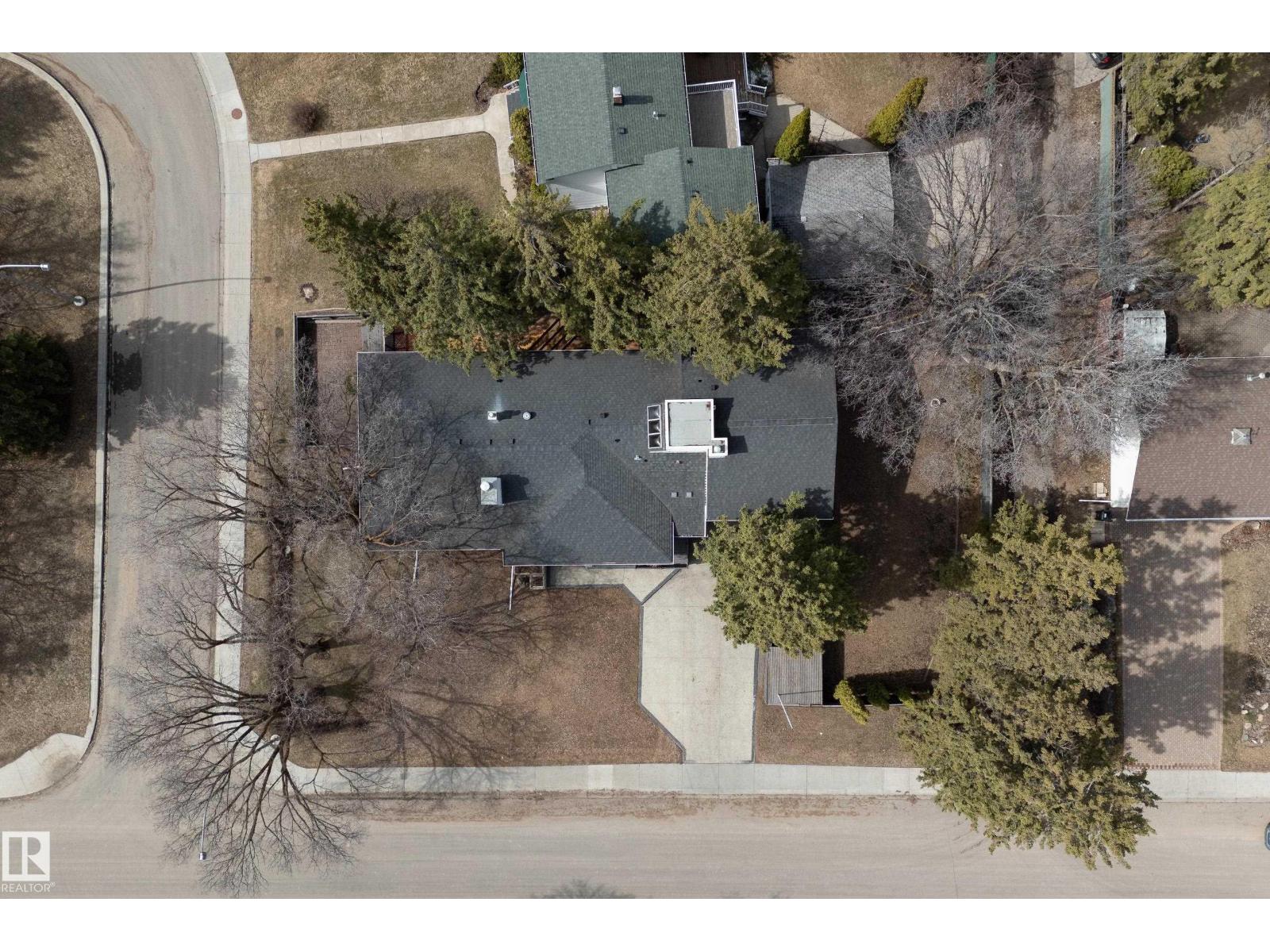 Additional image 2 of 8444 118 Street NW, Edmonton, AB, T6G1T3