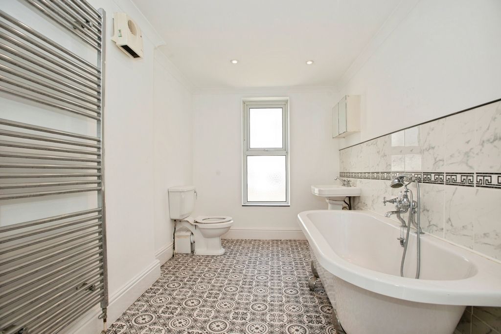 Additional image 15 of 3 bed terraced house for saleClifton Place, Plymouth, Devon PL4