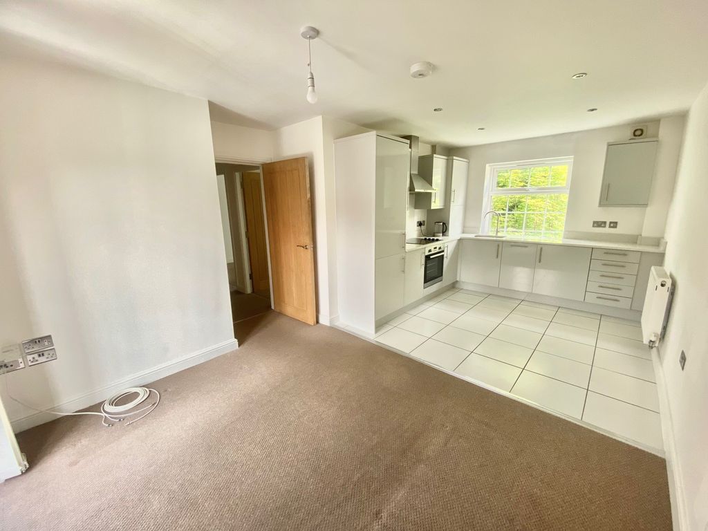 Additional image 4 of 2 bed flat to rentCavendish Court, Neston CH64