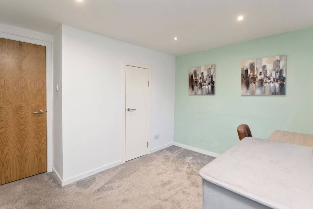 Additional image 11 of 2 bed flat for saleLinks Gardens, Leith Links, Edinburgh EH6