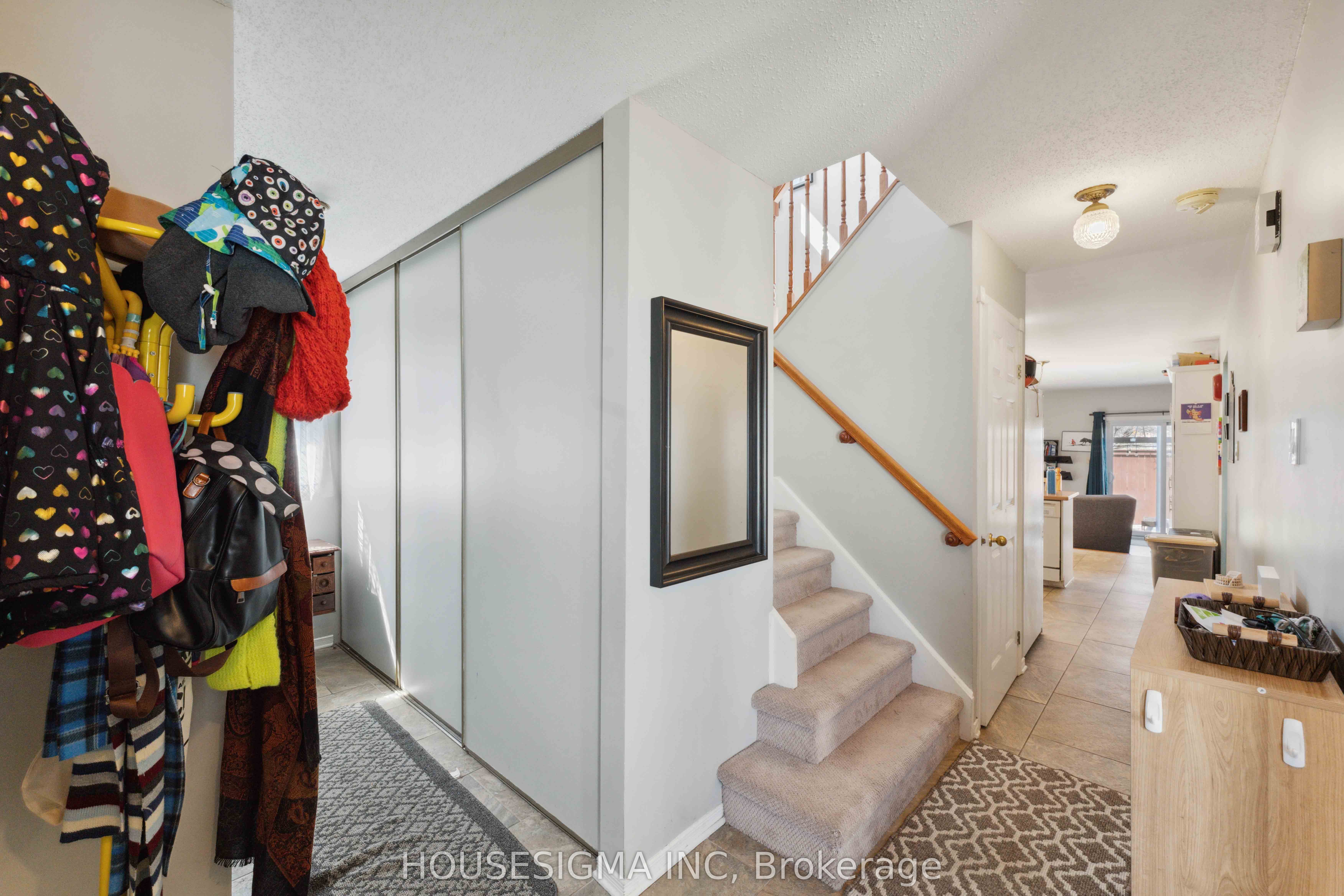 Additional image 4 of 1278 Gregory Court, Ottawa, ON, K1J 9B2