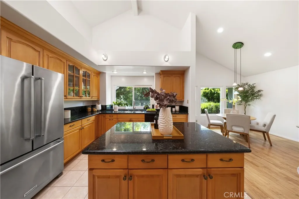 Additional image 21 of 2 Saros Unit 70, Irvine, CA 92603