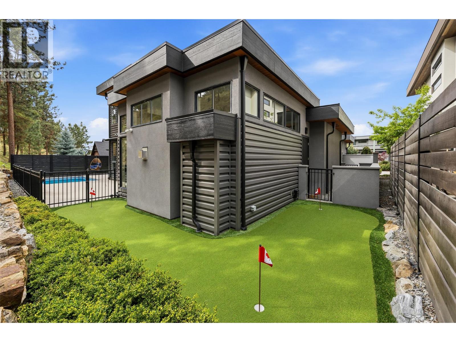 Additional image 3 of 1085 Westpoint Drive, Kelowna, BC, V1W4Z9