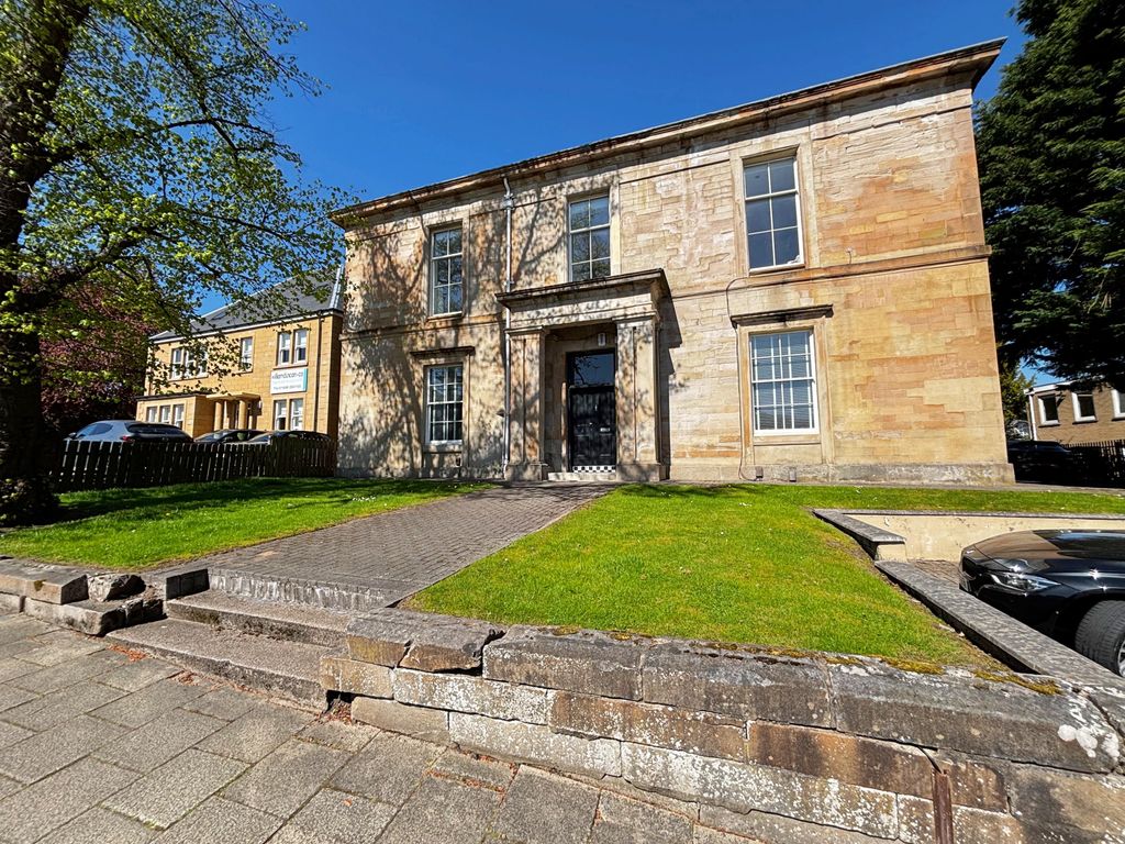2 bed flat to rentAuchingramont Road, Hamilton ML3