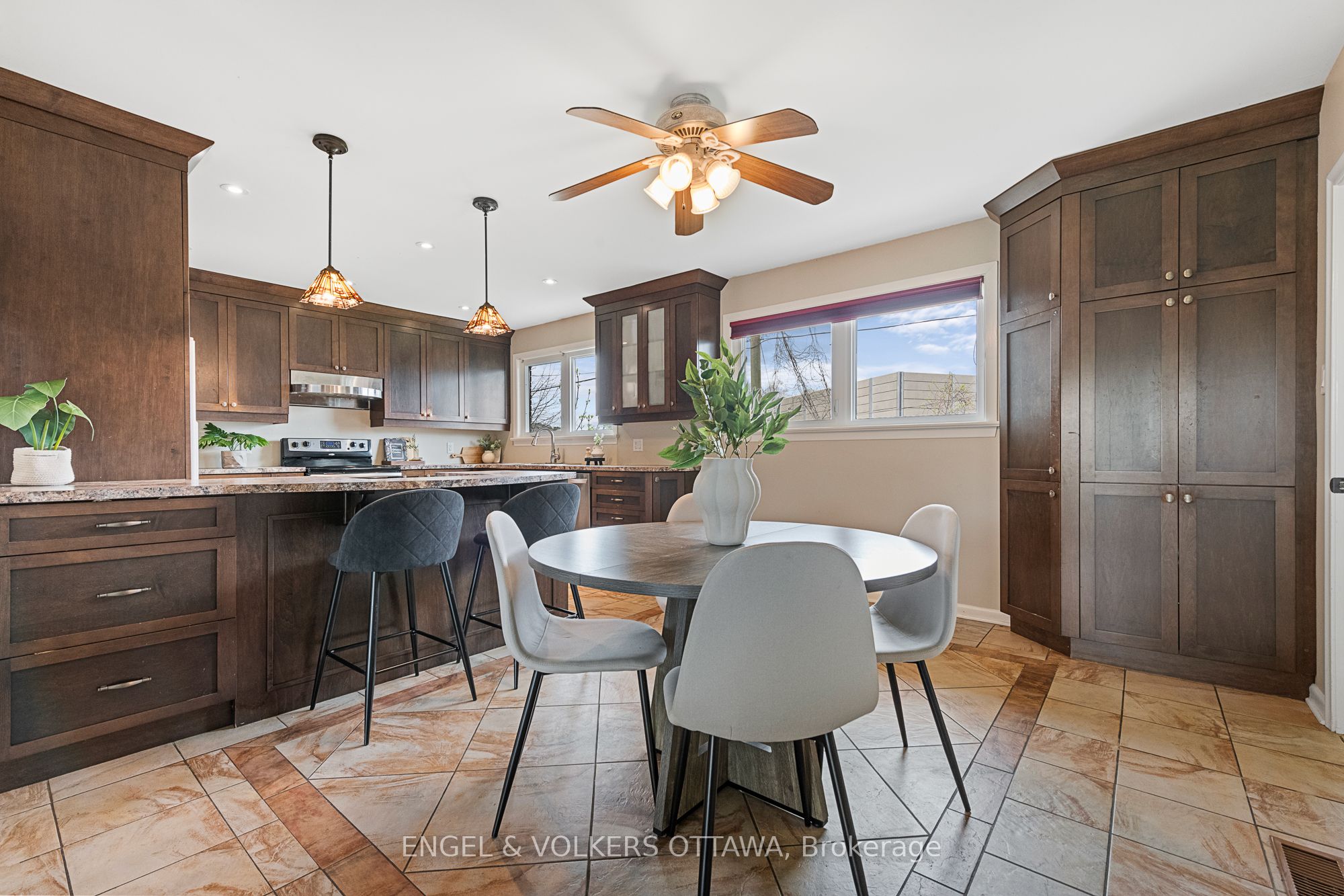 Additional image 5 of 989 Connaught Avenue, Ottawa, ON, K2B 5M7