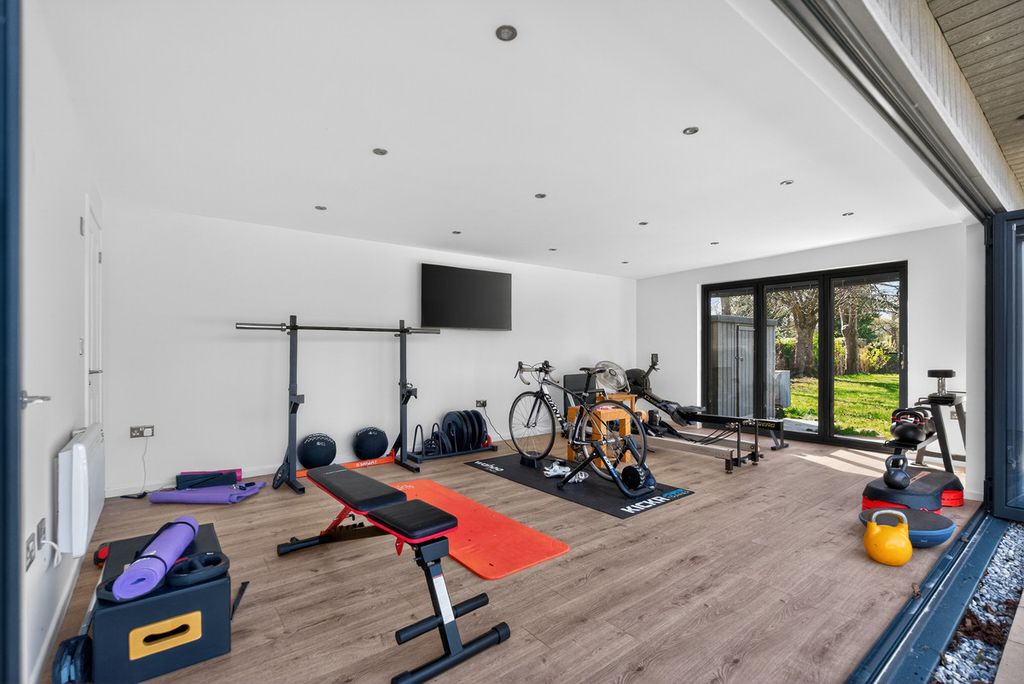 Additional image 41 of 5 bed detached house for saleDorney Reach Road Dorney Reach Maidenhead, Berkshire SL6