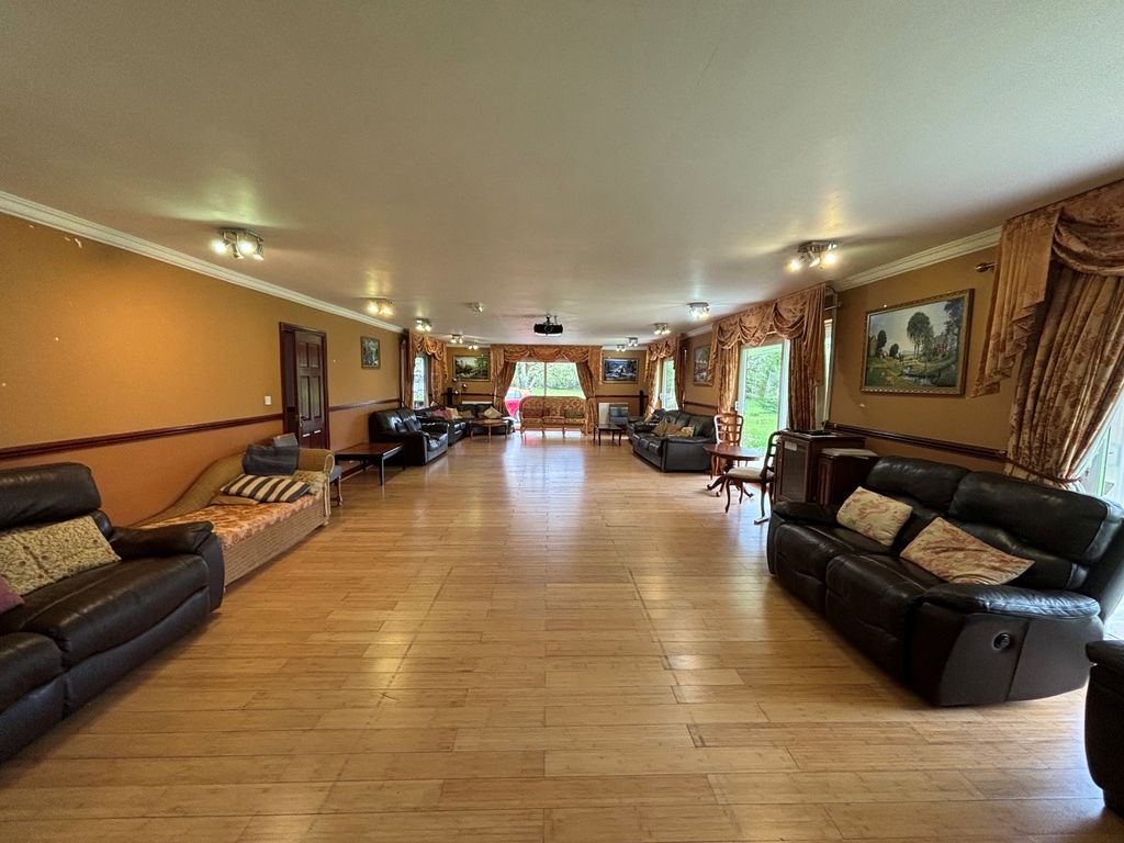 Additional image 9 of 6 bed detached house to rentTabernacle Road, Ammanford SA18
