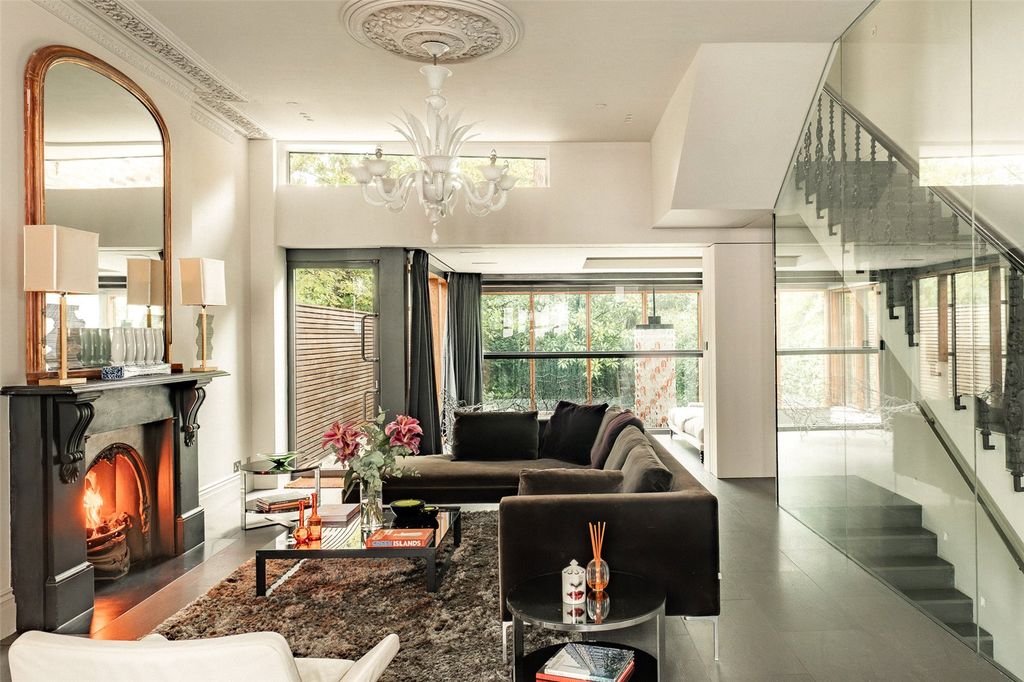 5 bed terraced house to rentHorbury Crescent, Notting Hill W11