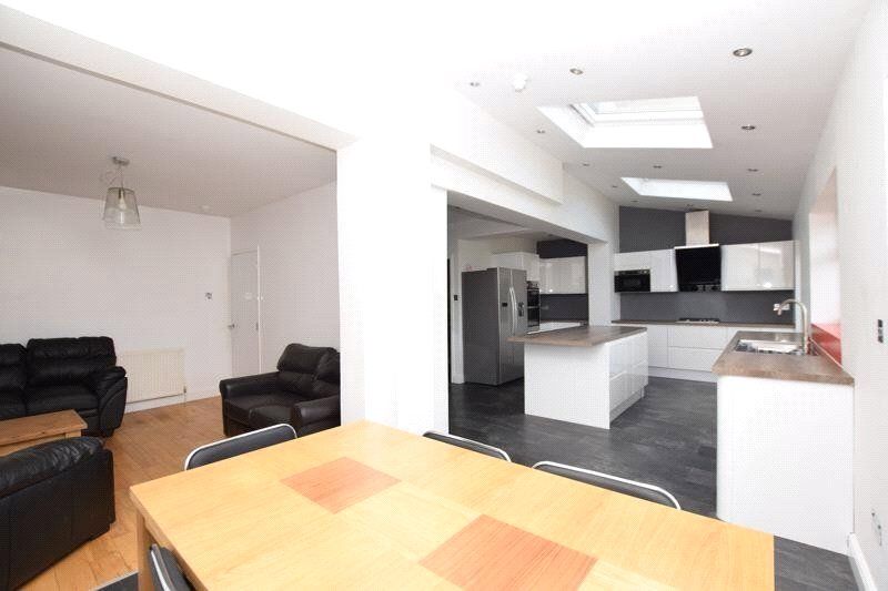 Additional image 4 of 6 bed semi-detached house to rentFerndale Road, Bristol, Bristol BS7