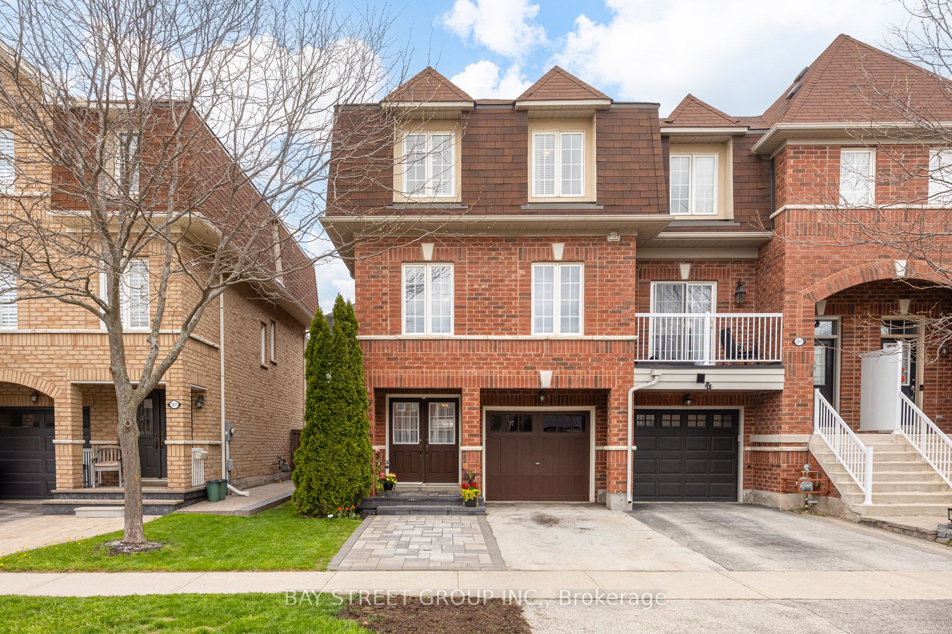 2313 Saddlecreek Crescent, Oakville, ON, L6M 5J6