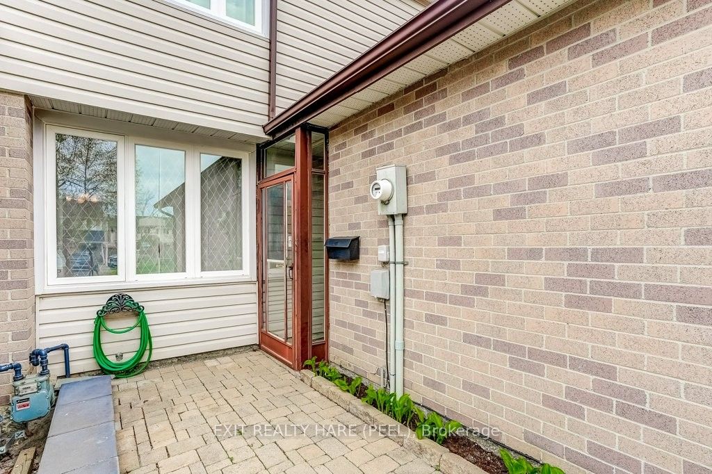 Additional image 4 of 28 Sparklett Crescent, Brampton, ON, L6Z 1M8