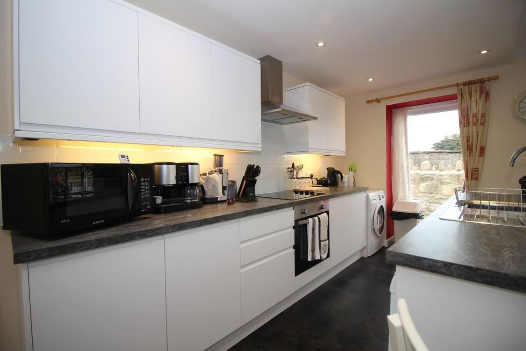 Additional image 7 of 3 bed barn conversion to rentMonkton Farleigh, Bradford-On-Avon BA15