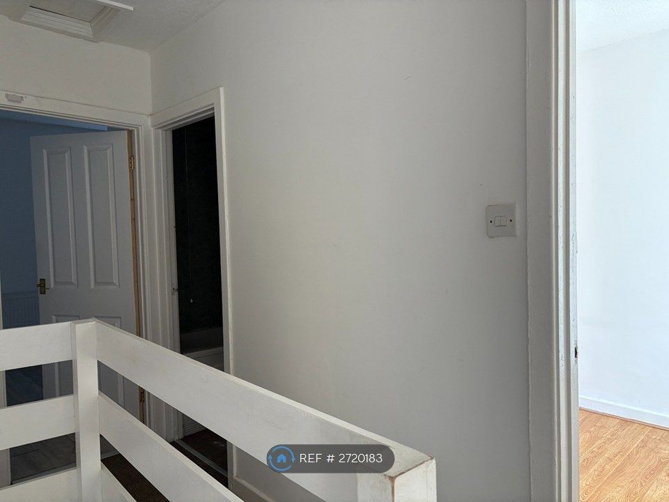Additional image 7 of 2 bed terraced house to rentKing St, Neath SA11