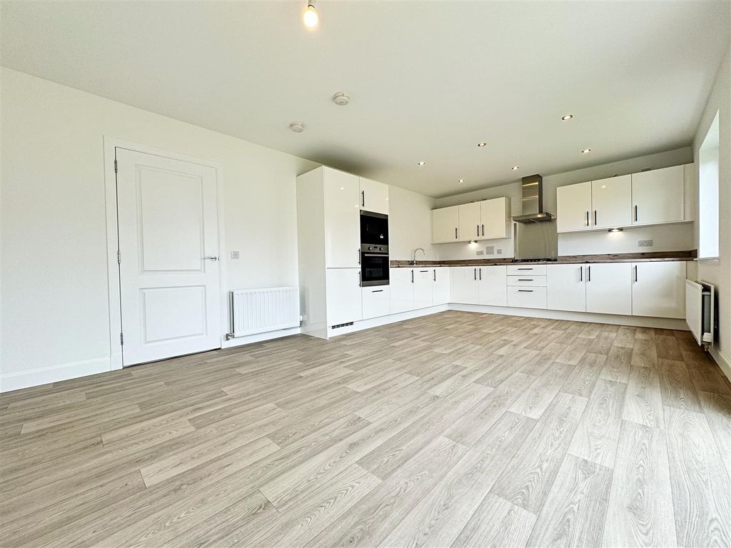 Additional image 7 of 5 bed detached house for saleBrackenhill Crescent, Hamilton ML3