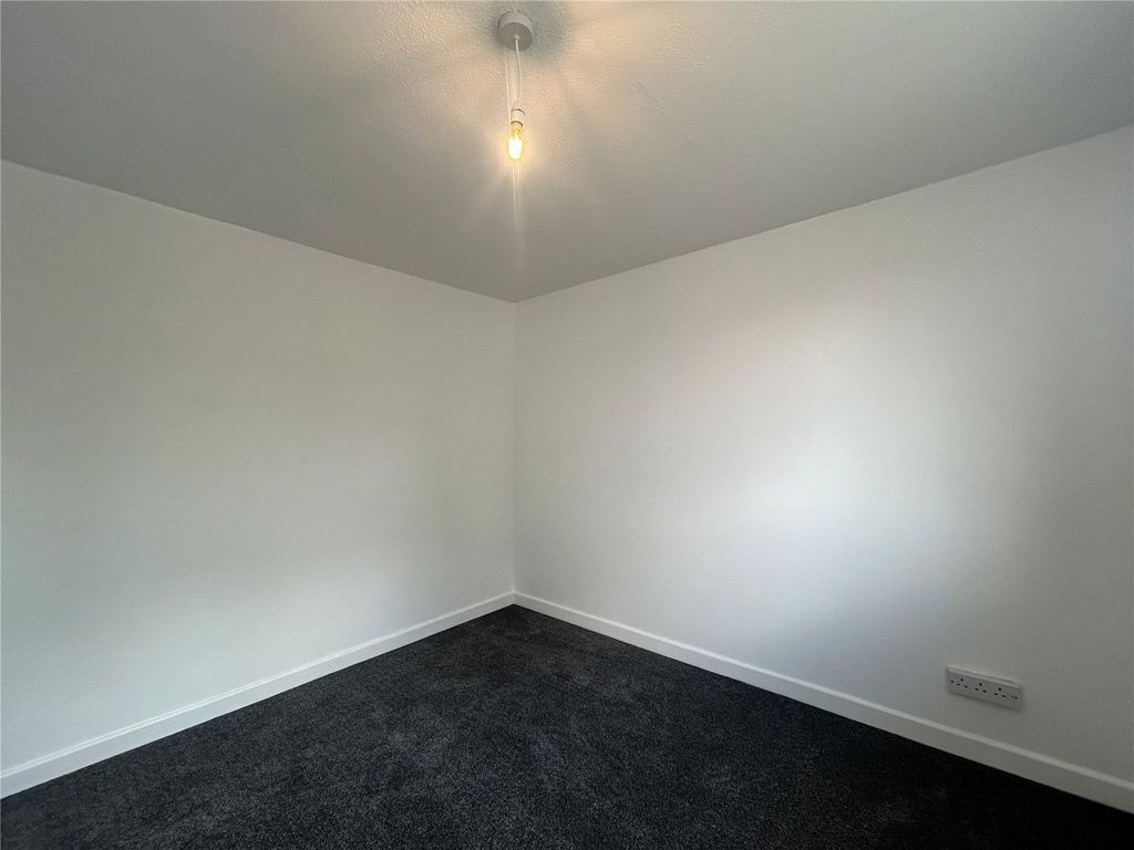 Additional image 9 of 3 bed end terrace house to rentLudlow Close, Bridgwater, Somerset TA6