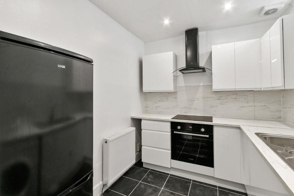 Additional image 6 of 2 bed flat to rentGlasgow Road, Dumbarton, West Dunbartonshire G82