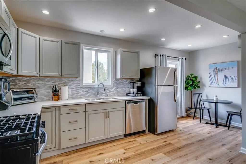 Additional image 54 of 323 Culver Boulevard, Playa Del Rey, CA 90293