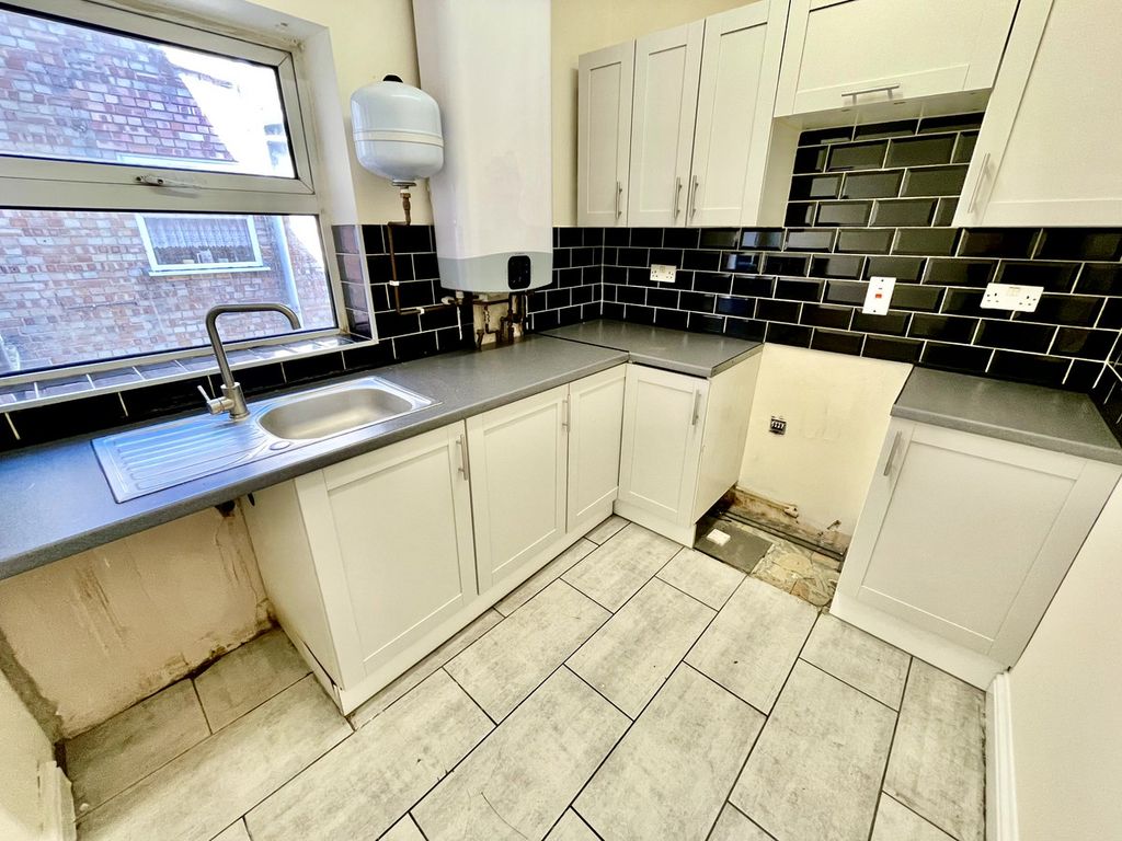 Additional image 5 of 2 bed flat to rentLincoln Road, Peterborough PE1