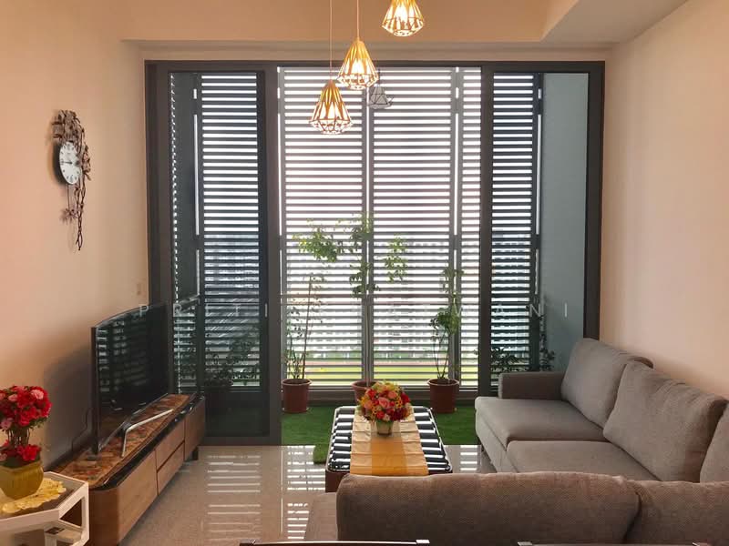 71 Punggol Central photo 2