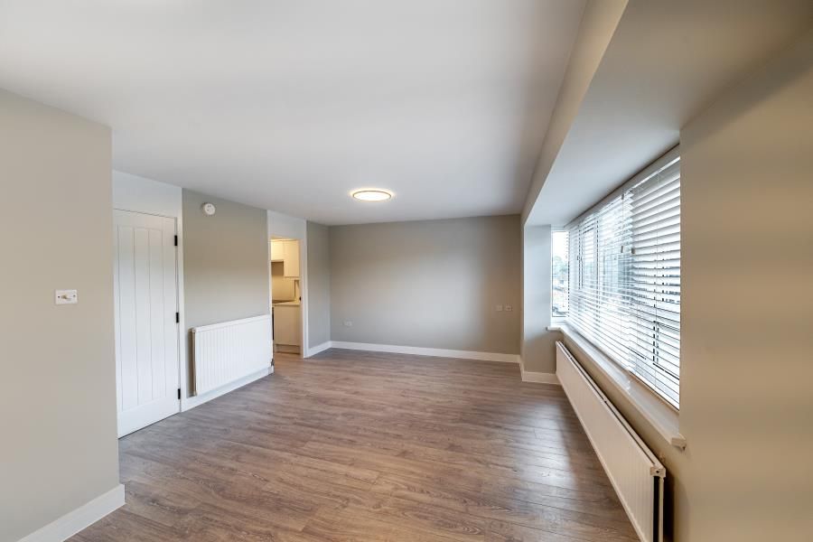 Additional image 4 of Studio to rentQuarry Street, Guildford GU1