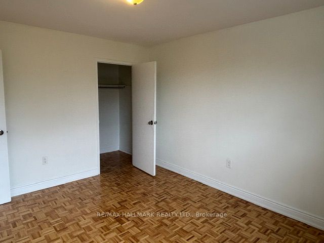 Additional image 5 of 2-312-515 North Service Road, Mississauga, ON, L5A 1B3