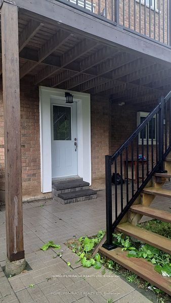 Bsmt A-2 Vesta Drive, Richmond Hill, ON, L4B 2L9