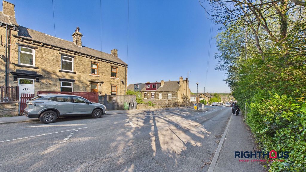 Additional image 4 of 3 bed terraced house to rentCleckheaton Road, Oakenshaw BD12