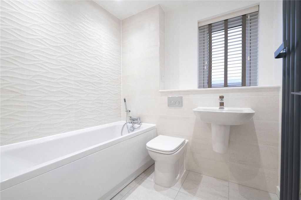 Additional image 12 of 4 bed terraced house for saleMadeira Street, Greenock PA16