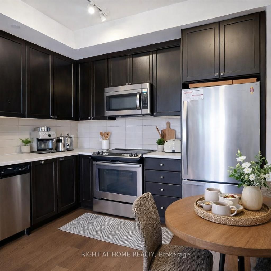 Additional image 4 of 324-555 William Graham Drive, Aurora, ON, L4G 3H9