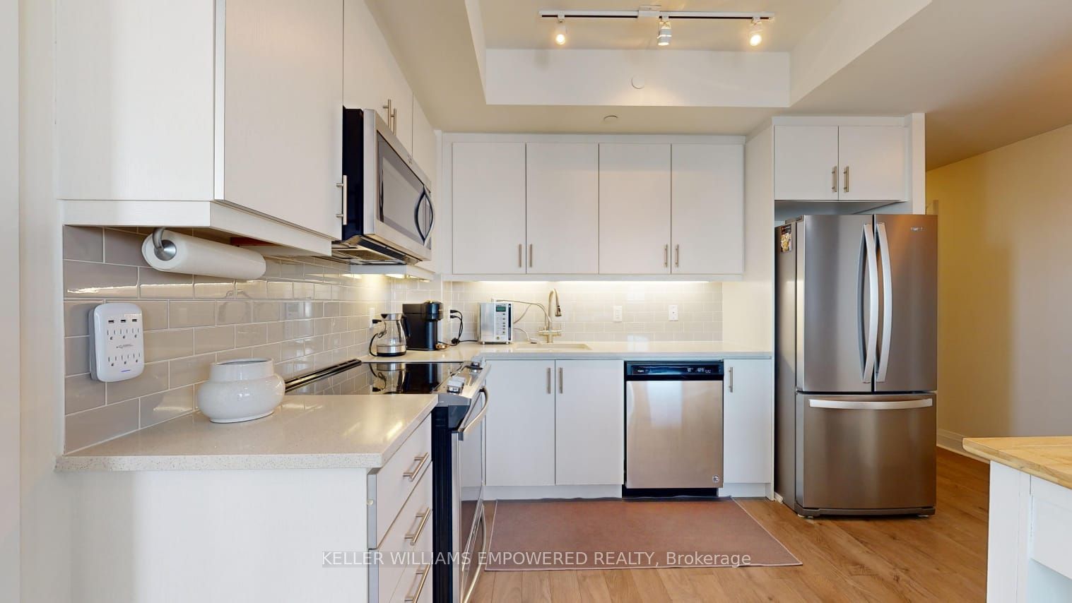 Additional image 5 of 1912-17 Zorra Street, Toronto, ON, M8Z 0C8