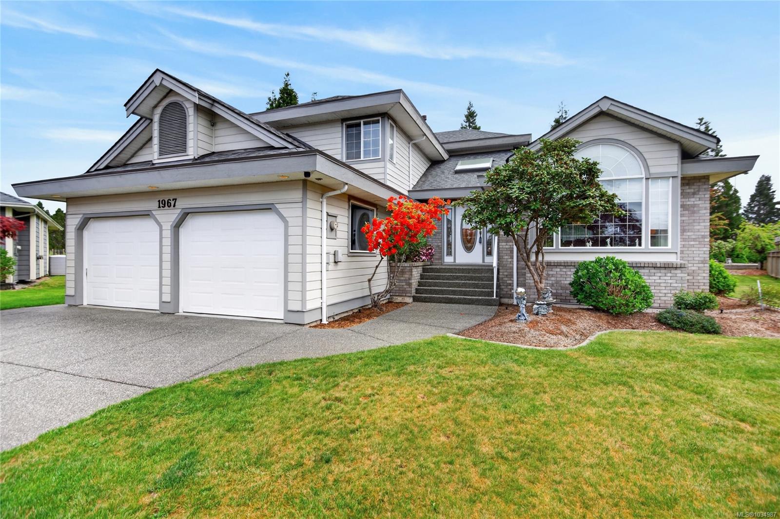 1967 Augusta Place, Campbell River, BC, V9H 1R5