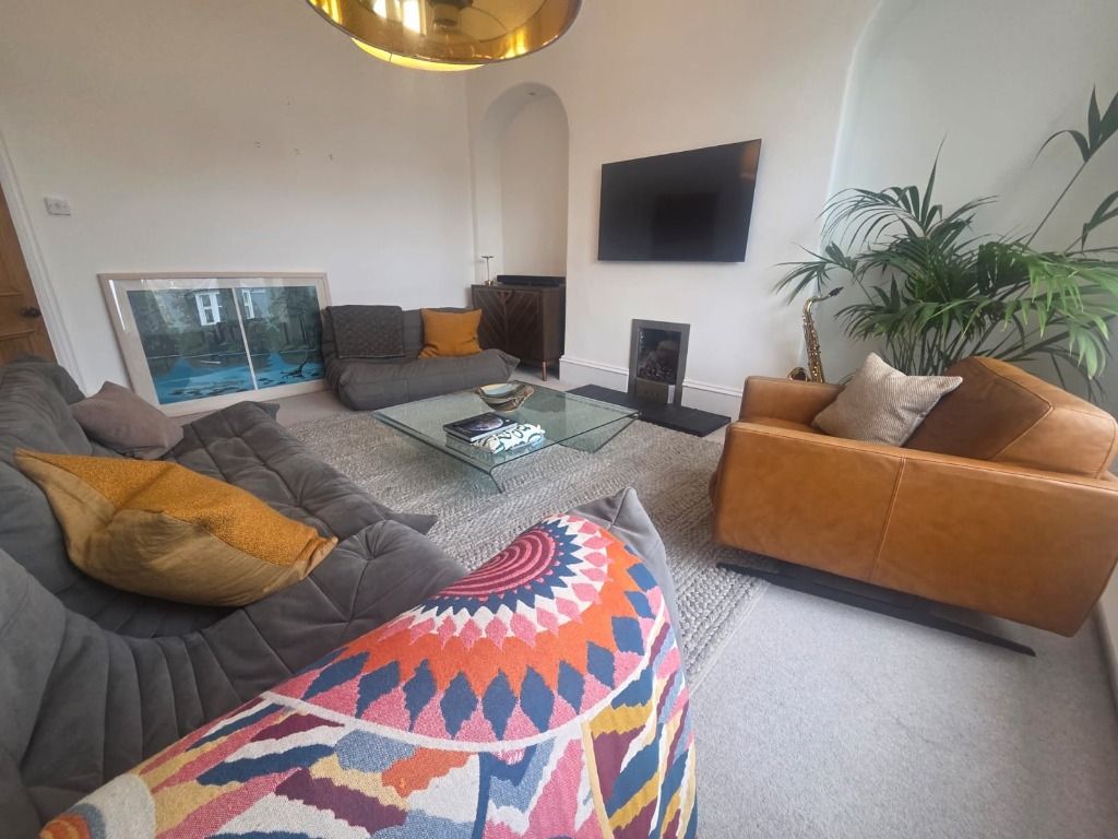 Additional image 3 of 3 bed flat to rentGreat Western Road, West End, Aberdeen AB10