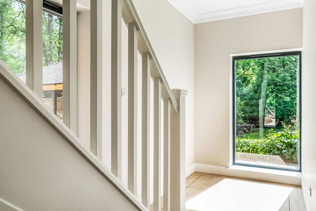 Additional image 16 of 4 bed detached house to rentShovelstrode Lodge, Shovelstrode Lane, East Grinstead RH19