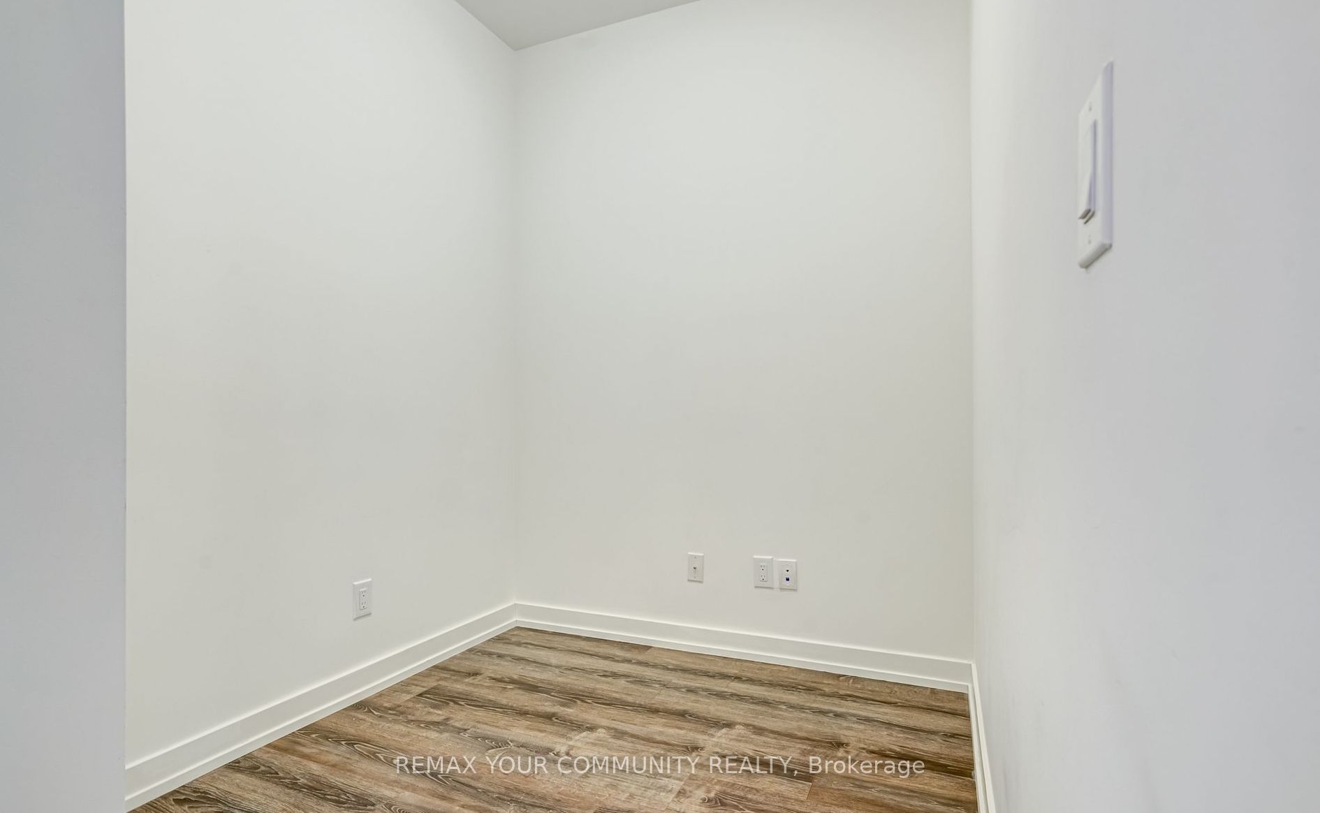 Additional image 3 of 1309-200 Sackville Street, Toronto, ON, M5A 0C4
